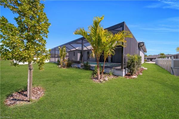 Cape Coral, 2858 25th Pl, Cape Coral, Florida 33914, image 2