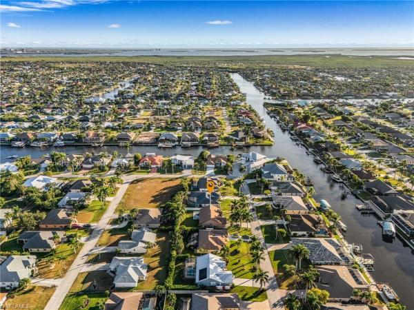 Cape Coral Residential, 4841 24th Pl, Cape Coral, Florida 33914, image 3