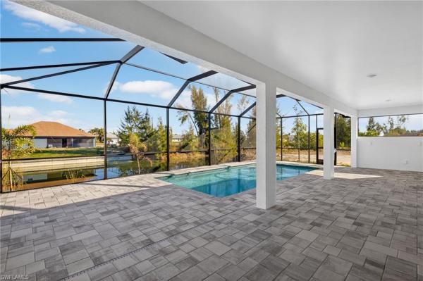 Cape Coral, 615 26th Ter, Cape Coral, Florida 33914, image 2