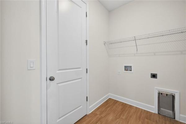 Cape Coral, 615 26th Ter, Cape Coral, Florida 33914, image 1