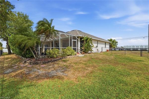 Cape Coral Residential, 218 22nd Ave, Cape Coral, Florida 33993, image 2