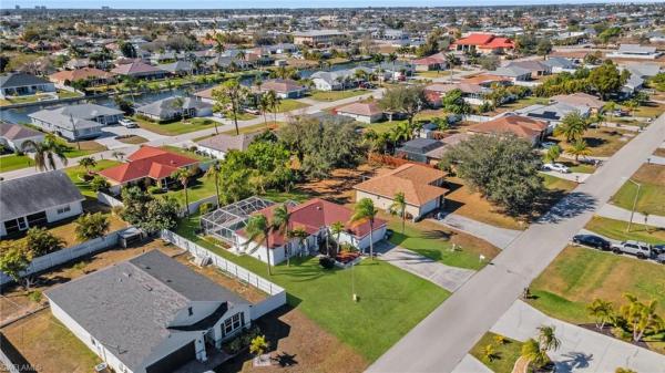 Cape Coral Residential, 152 19th Ln, Cape Coral, Florida 33990, image 2