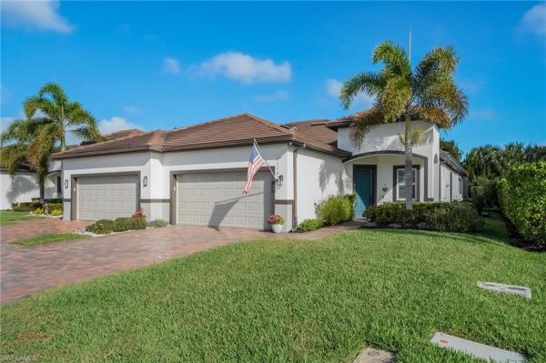 Riverside Avenue Villas, 1179 Town And River Dr, Fort Myers, Florida 33919, image 2