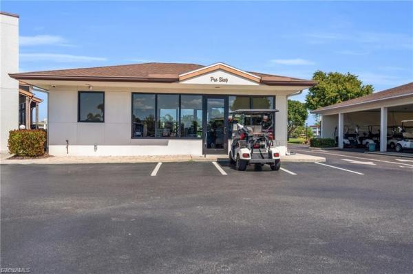 Seven Lakes, 1724 Pine Valley Dr #318, Fort Myers, Florida 33907, image 3