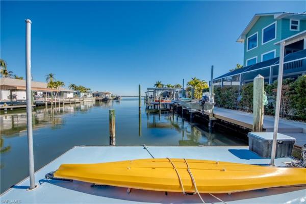 Island Harbors, 2702 Bruce St, Matlacha, Florida 33993, image 1