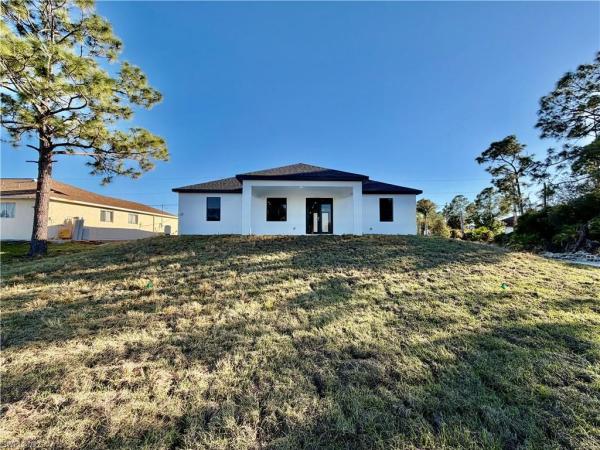 2906 SW 29th St, Lehigh Acres, Florida 33976, image 1