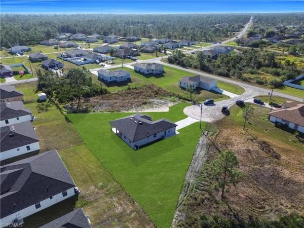 Greenbriar, 1930 Zombar Ct, Lehigh Acres, Florida 33972, image 2