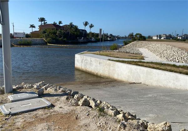 Cape Coral Residential, 4333 33rd Ln, Cape Coral, Florida 33993, image 1