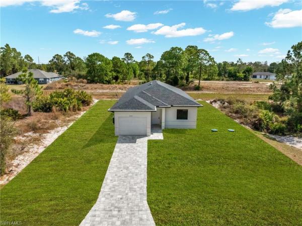 Lehigh Acres Residential, 1037 S Citrus Ave, Lehigh Acres, Florida 33974, image 2