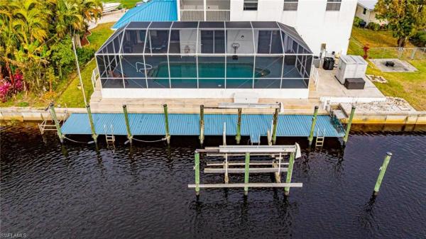 Fort Myers Shores, 2107 Saint Croix Ave, Fort Myers, Florida 33905, image 2