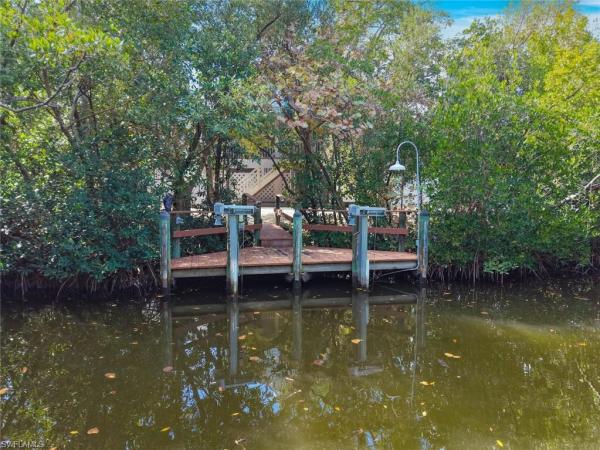 Sanibel Estates, 1089 Skiff Pl, Sanibel, Florida 33957, image 2