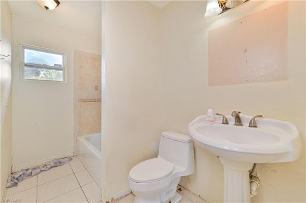 Lehigh Acres, 3501 SW 38th St, Lehigh Acres, Florida 33976, image 3