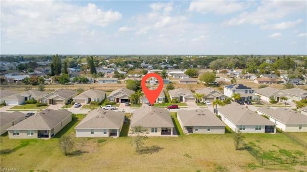 Marblebrook, 10313 Silver Pond Ln, Lehigh Acres, Florida 33936, image 3