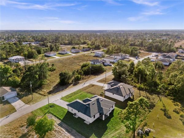 Lehigh Acres, 1151 E Ebert St, Lehigh Acres, Florida 33974, image 2