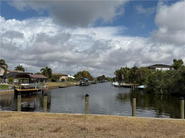 Fort Myers Shores, 12213 De Moya Dr, Fort Myers, Florida 33905, image 1