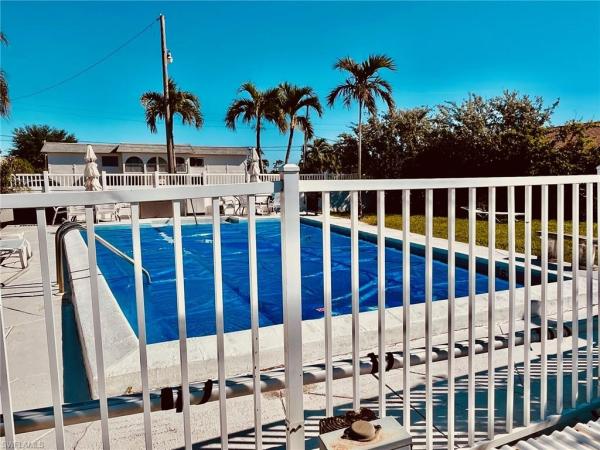 Newport Manors, 4802 Tudor Dr #202, Cape Coral, Florida 33904, image 2