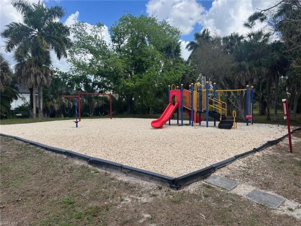 Venetian Village, 9917 Las Casas Dr, Fort Myers, Florida 33919, image 1