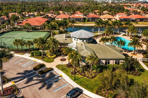 Lindsford, 3028 Royal Gardens Ave, Fort Myers, Florida 33916, image 2