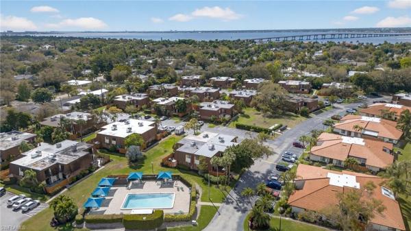 Hamlet, 1414 Park Shore Cir #2, Fort Myers, Florida 33901, image 1