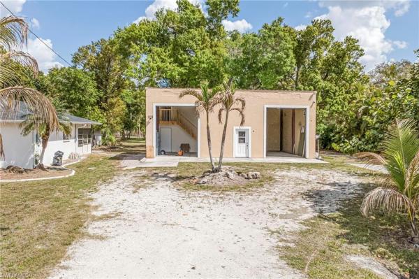 1672 Many Rd, North Fort Myers, Florida 33903, image 1