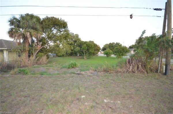 Harlem Lake, 2197 Davis Ct, Fort Myers, Florida 33916, image 1