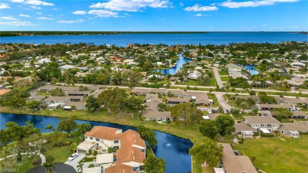 4257 Island Cir #3, Fort Myers, Florida 33919, image 1