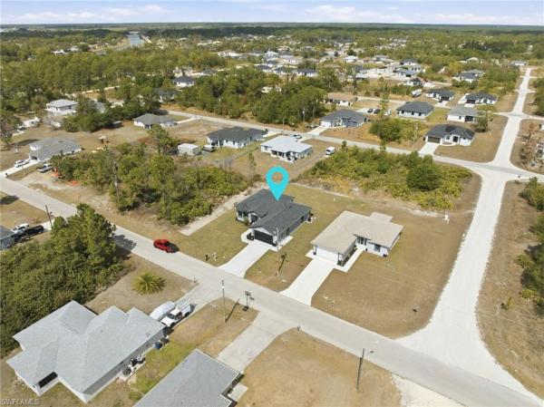 Lehigh Acres, 2902 W 21st St, Lehigh Acres, Florida 33971, image 2