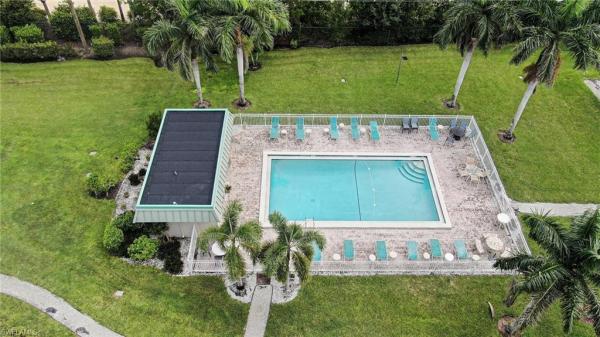 Chateau Le Beau, 6725 Winkler Rd #203C, Fort Myers, Florida 33919, image 3