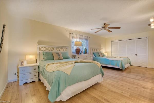 Cape Coral, 318 33rd Ter, Cape Coral, Florida 33904, image 3