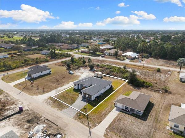 Lehigh Acres, 2605 SW 30th St, Lehigh Acres, Florida 33976, image 1