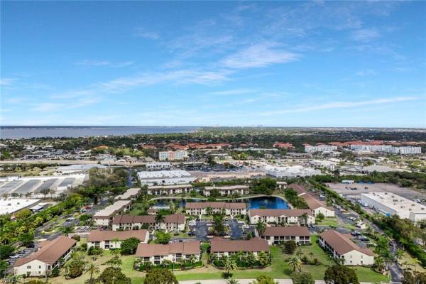 Central Park South, 9290 Lake Park Dr #104, Fort Myers, Florida 33919, image 2