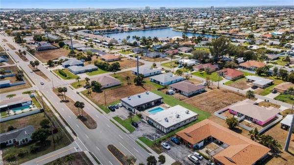 Cape Coral, 4516 Santa Barbara Blvd #3, Cape Coral, Florida 33914, image 2