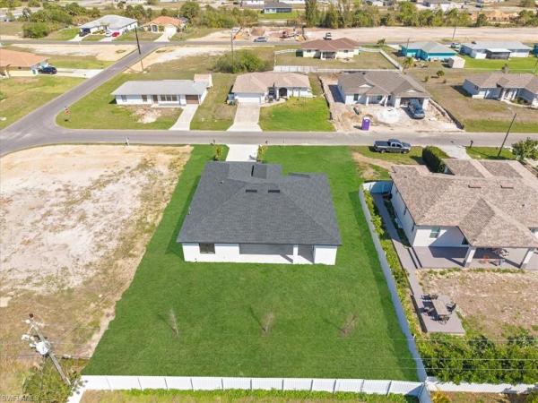 Cape Coral Residential, 822 19th St, Cape Coral, Florida 33909, image 2