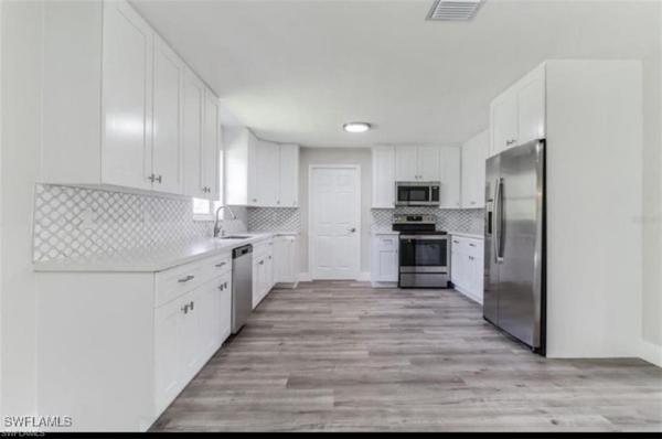 North Fort Myers No HOA, 16940 Carolyn Ln, North Fort Myers, Florida 33917, image 1