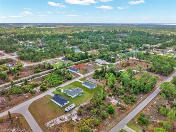 Lehigh Acres Residential, 725 E Lamar St, Lehigh Acres, Florida 33974, image 1