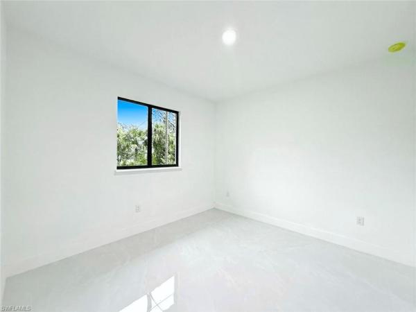 Lehigh Acres, 1402 Columbus Ave, Lehigh Acres, Florida 33972, image 2