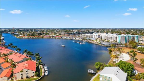 Sunnybrook Harbour, 5121 Sunnybrook Ct #26, Cape Coral, Florida 33904, image 2