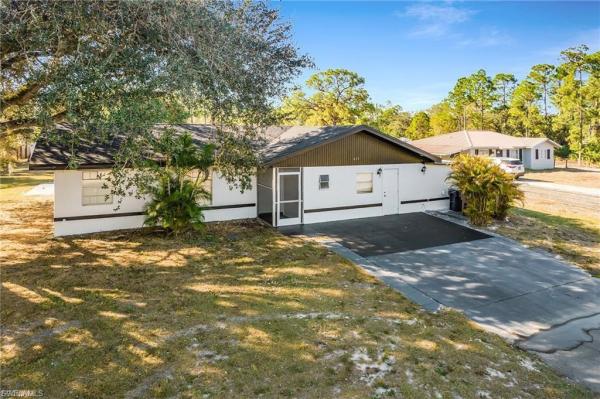 Lehigh Acres, 611 Grant Ave, Lehigh Acres, Florida 33972, image 3