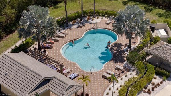 Lucaya, 14618 Abaco Lakes Dr, Fort Myers, Florida 33908, image 2