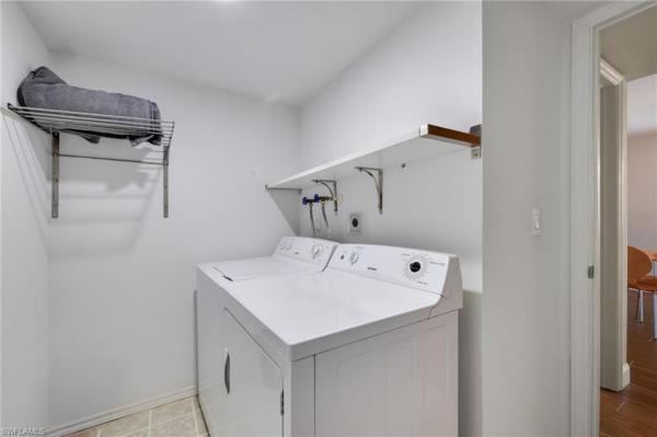 Parkwoods, 4039 Sandlewood Ln #4, Fort Myers, Florida 33907, image 2