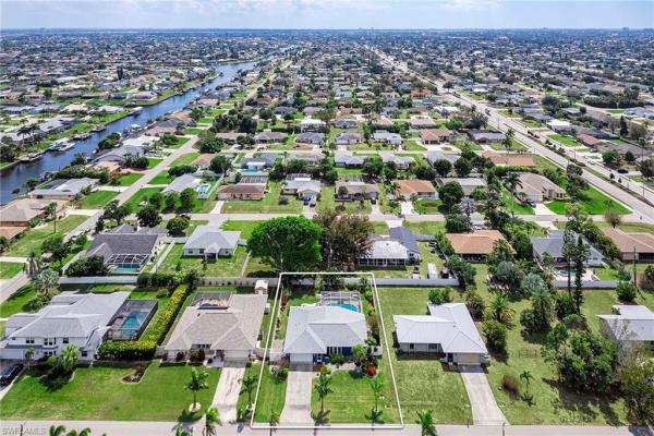 Cape Coral Residential, 918 28th Ter, Cape Coral, Florida 33904, image 1