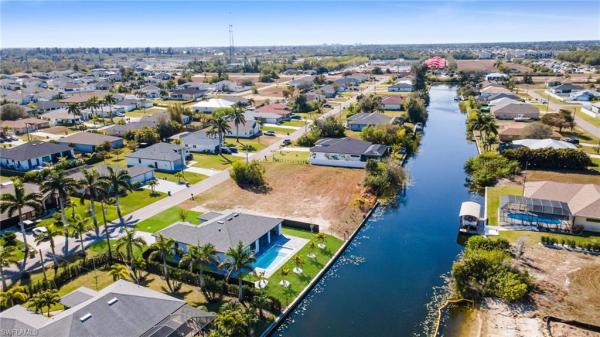 Cape Coral Residential, 332 26th Ave, Cape Coral, Florida 33991, image 2