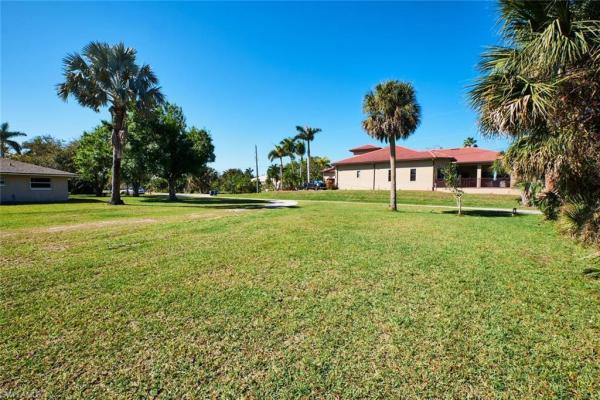 Tamiami Terrace, 15321 Will Lew Ln, Fort Myers, Florida 33908, image 2