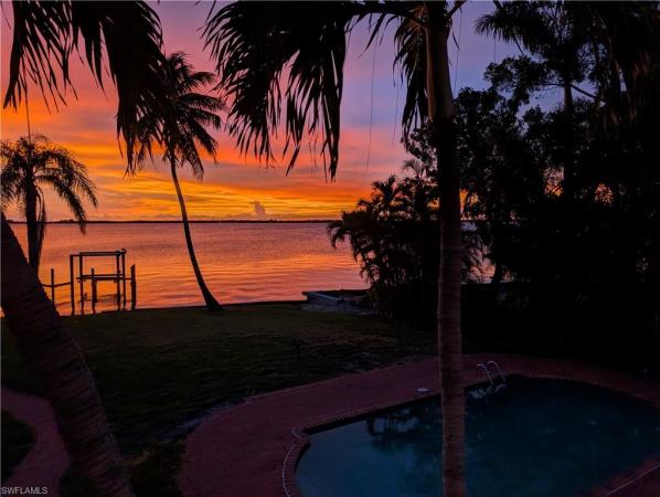 Valencia Terrace, 2878 Valencia Way, Fort Myers, Florida 33901, image 2
