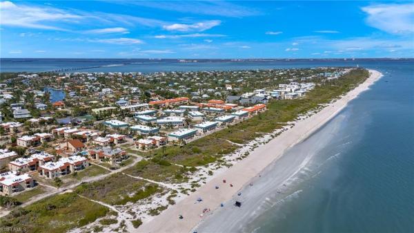 Sanibel Moorings, 845 Gulf Dr #611, Sanibel, Florida 33957, image 2