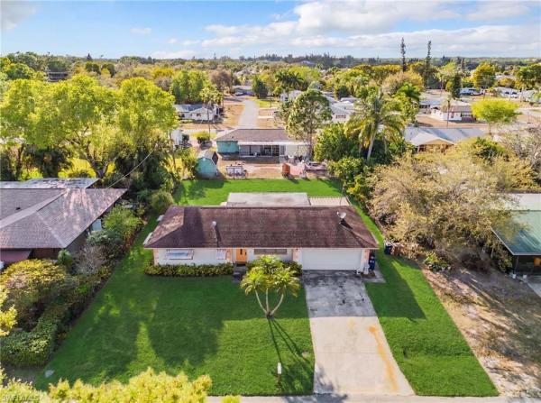 Fort Myers Shores, 2119 Hibiscus Rd, Fort Myers, Florida 33905, image 2