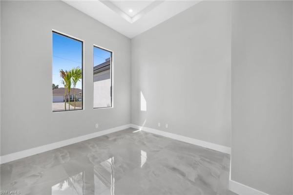 Cape Coral, 411 25th St, Cape Coral, Florida 33909, image 2
