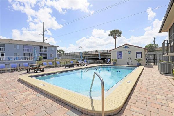 Santa Barbara, 4711 Santa Barbara Blvd #4, Cape Coral, Florida 33914, image 2
