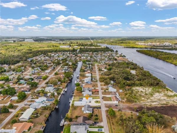 Fort Myers Shores, 12513 River Rd, Fort Myers, Florida 33905, image 2