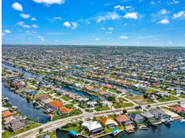 Cape Coral, 3721 Surfside Blvd, Cape Coral, Florida 33914, image 2